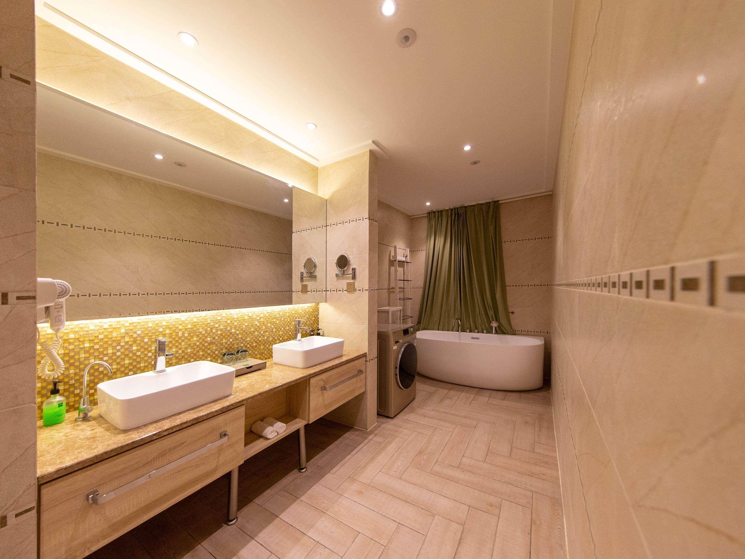Ibis Styles Nantong Development Zone Shimao Plaza Hotel Ngoại thất bức ảnh