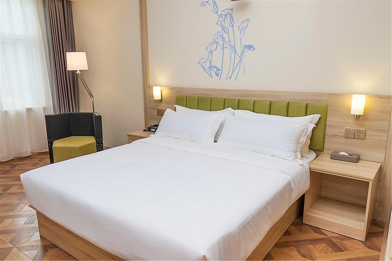 Ibis Styles Nantong Development Zone Shimao Plaza Hotel Ngoại thất bức ảnh
